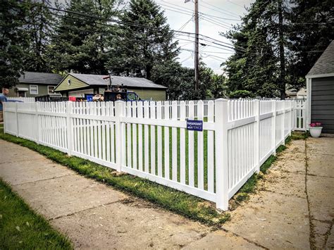 Paramount fence - Paramount Fence professionally designs and installs all types of fences for residential, commercial & industrial consumers in and around Roselle, IL. Paramount Fence offers a variety of fencing options for you to choose from including picket fences, semi-private fences, and solid privacy fences.